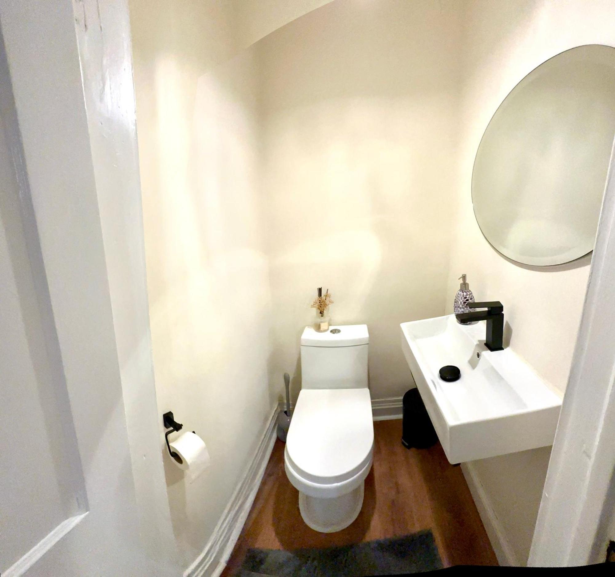 8-A Diamond In Yonkers, Ny Hotell Exteriör bild